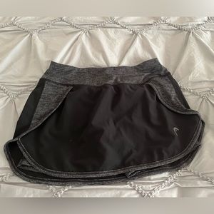 Head XS tennis skirt/shorts